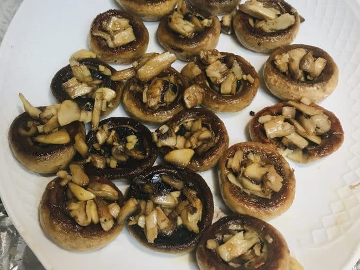 Champiñones a la plancha rellenos