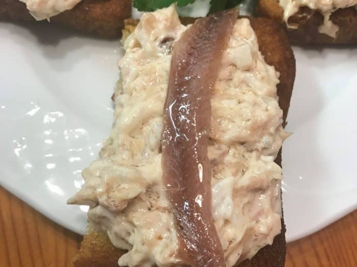 Bonito encebollado
