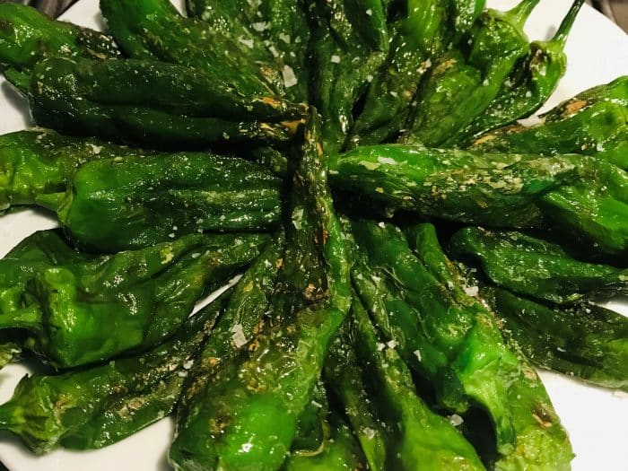 Pimientos de Gernika fritos
