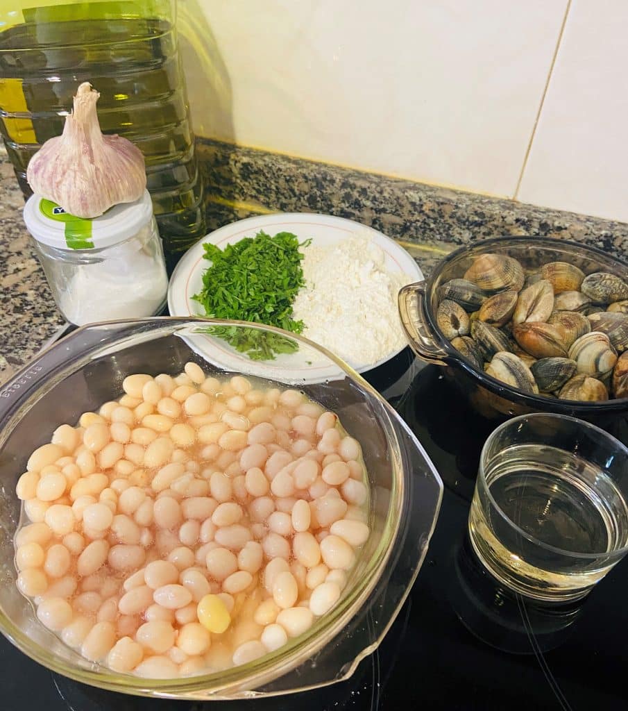 ALUBIAS BLANCAS CON ALMEJAS • Golpe de pimienta - Cocina para disfrutar