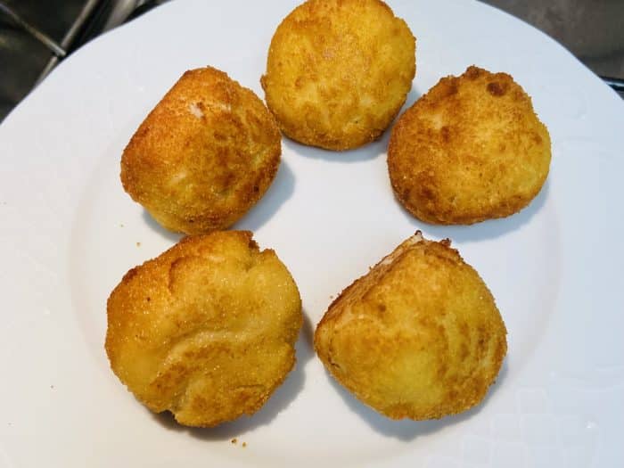 Croquetas de pollo y huevo
